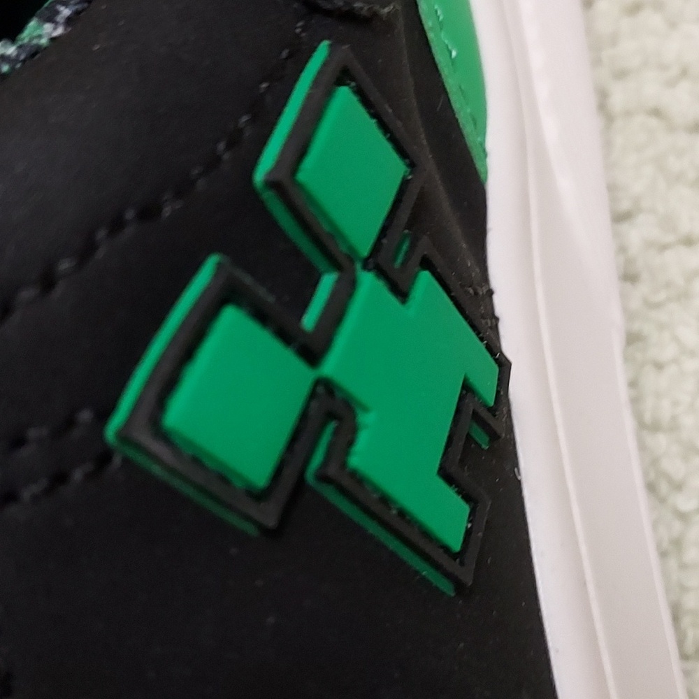 Minecraft Sneakers - Picture 10 of 14